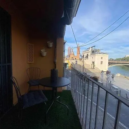 Con Vistas Al Rio